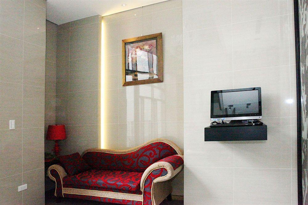 Micasa Hotel Taichung Extérieur photo