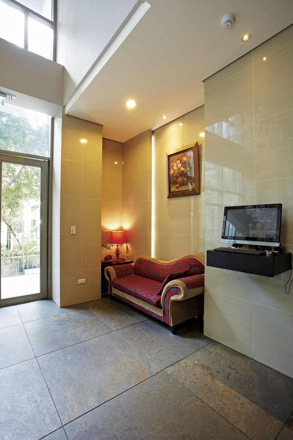 Micasa Hotel Taichung Extérieur photo