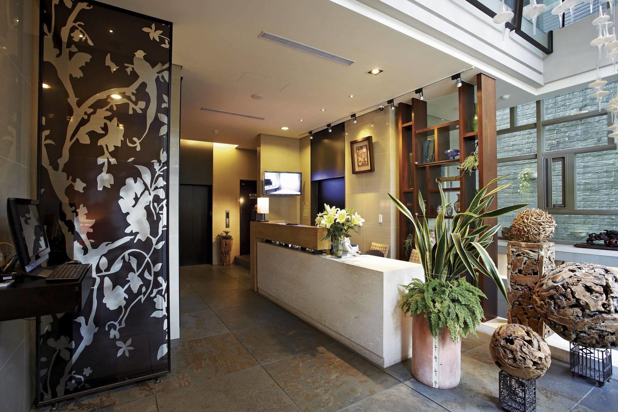 Micasa Hotel Taichung Extérieur photo