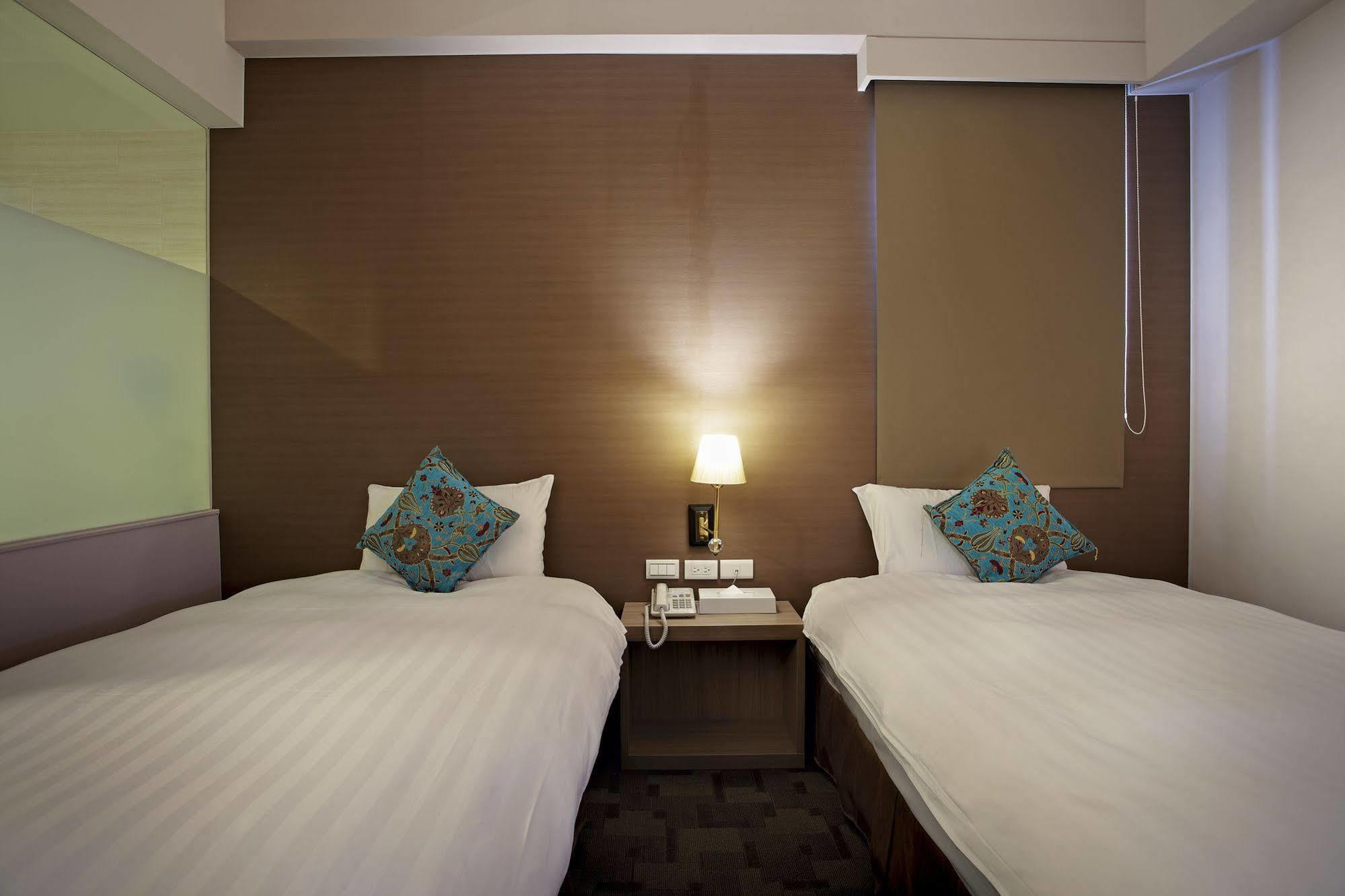 Micasa Hotel Taichung Extérieur photo
